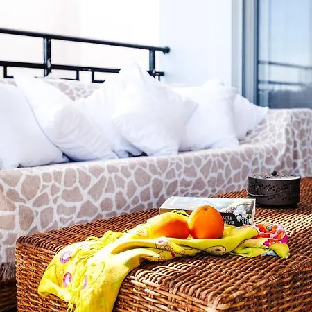 Searene Deluxe Seafront Maisonette Villa *